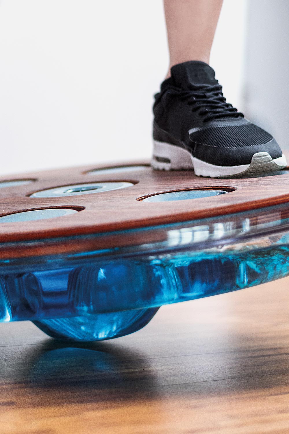 eau-me-board club